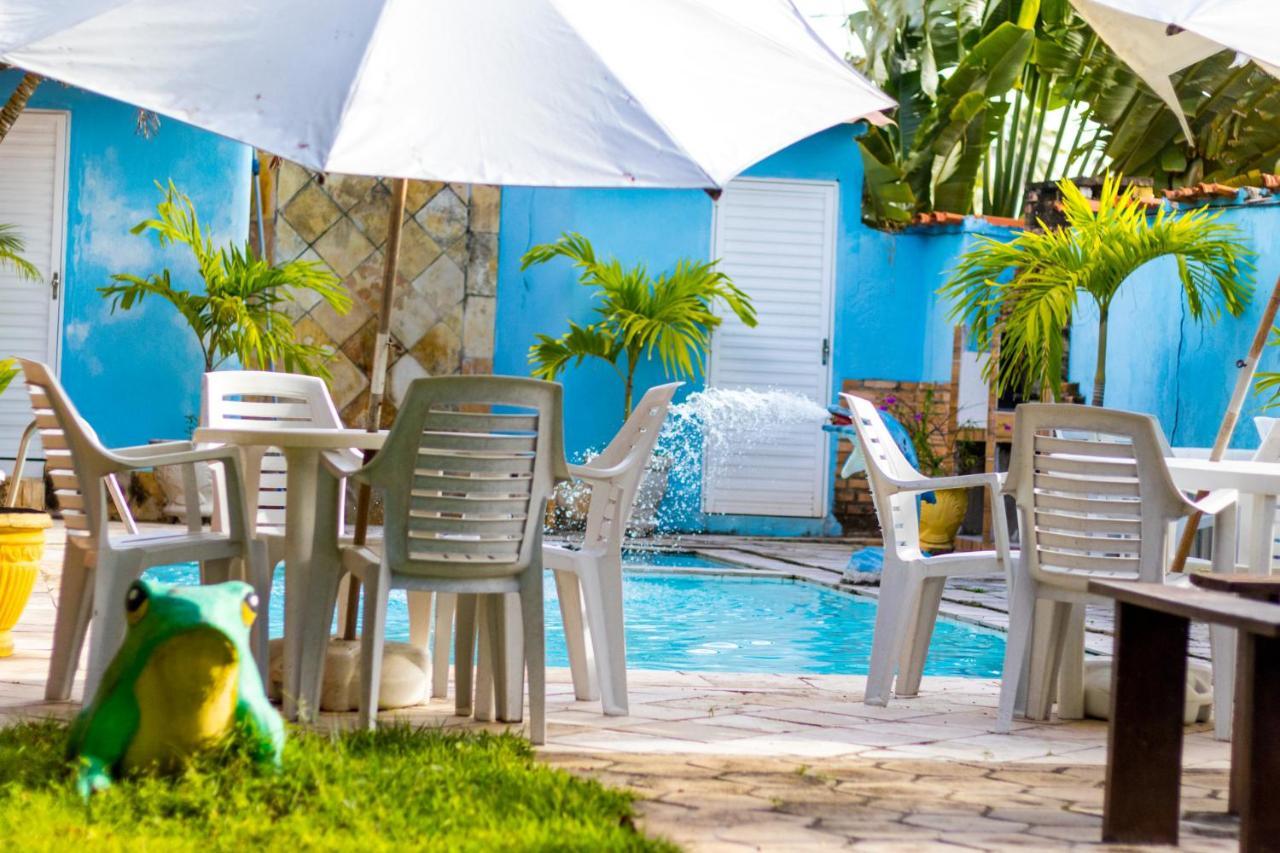 Bon Vivant Inn *